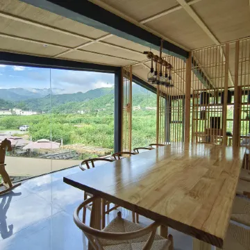 Taoyuan Shanju Inn