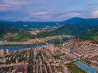 Old Time Homestay (Zixingdong Jianghu Scenic Area) فنادق في دزى شينغ