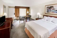Days Inn & Suites by Wyndham Jennings Hotels in Jennings