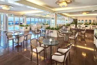Hotel Gran Vista Plava Laguna - Breakfast