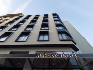 Arcelon Hotel