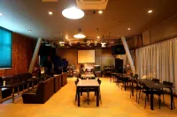Pension LM Where You Can Feel Music Close to You