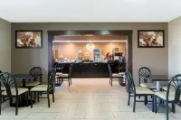 Super 8 by Wyndham Springfield East - 朝食