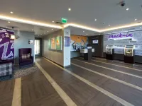 Premier Inn Reading Gateway Hotels near Madejski Stadium