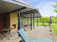 "Leif" - 550m from the Sea