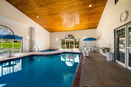 Country Inn & Suites by Radisson, Freeport, IL Отели в г. Фрипорт