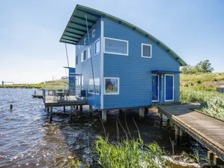 Rietwoning 17 Отели в г. Anjum