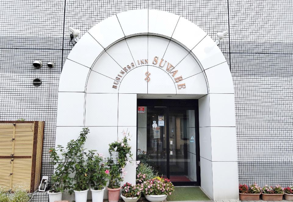 5. 비즈니스 인 스..