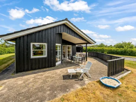 "Saara" - 700m to the Fjord