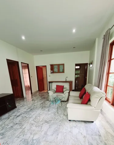 รูปภาพของBeautiful Bungalow with Shared Outdoor Pool and 2km from the Beach