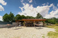 Villa Salvia with Pool Hotel di 