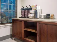 Country Inn & Suites by Radisson, Maumee - Toledo - breakfast