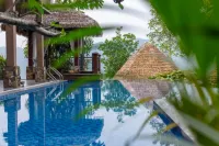 Ebino Puluong Resort Hotels in Bá Thước District