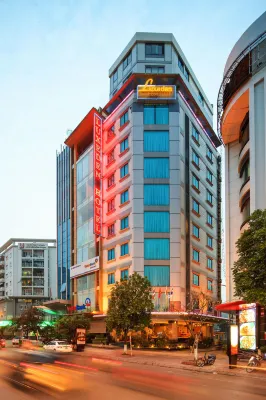 Luxeden Hotel Hanoi Hotels near Hanoi Procuratorate School