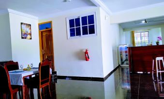 Room in Apartment - Renajoe Ejisu-Kubease