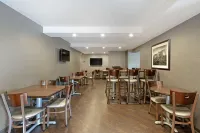 Best Western University Inn at Valparaiso - breakfast