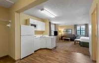 Studio 6 Extended Stay Buffalo Amherst NY