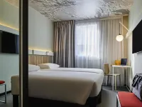 Ibis Montlhery Paris Sud Hotels in Avrainville