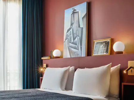 巴黎埃菲爾鐵塔米拉波橋美居飯店