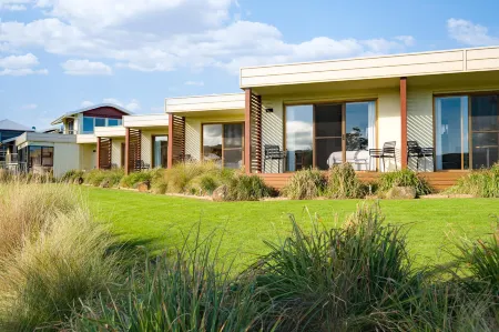 Loch Ard Motor Inn Отели рядом с достопримечательностью «Port Campbell Jetty»