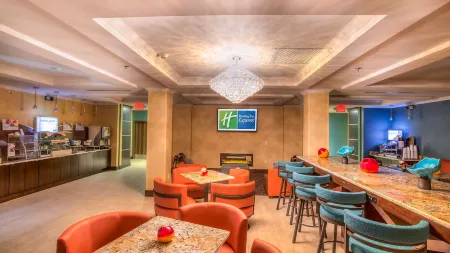 Holiday Inn Express Wichita South