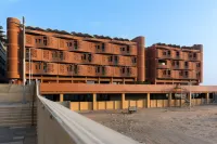 Top House Hostel - Hostels
