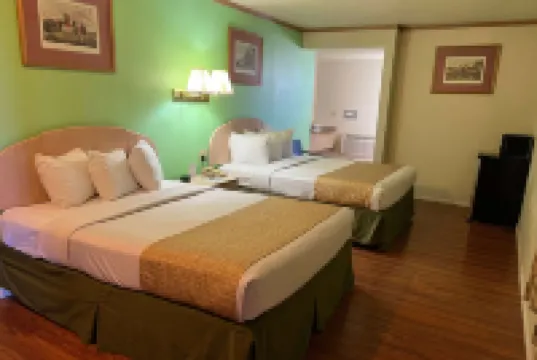 Travelodge by Wyndham Holbrook