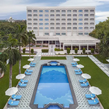 Tajview Agra-Ihcl SeleQtions