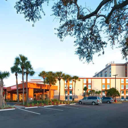 Red Lion Hotel Orlando Lake Buena Vista South Отели рядом с достопримечательностью «Парк аттракционов Олд-Таун»