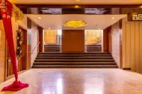 Dng the Grand Hotel Hotels in Kanpur