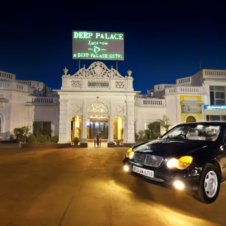 Hotel Deep Palace