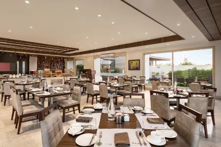 Ramada by Wyndham Gandhidham Shinay