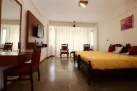 Hotel Charring Cross 쓰레드 가든 주변 호텔