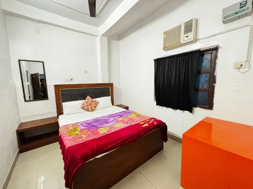 Madsquad Hostel Dorms & Rooms