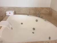 Taypikala Hotel Cusco - Bathtub