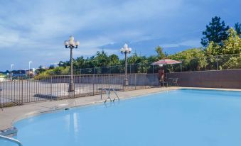 Super 8 by Wyndham Morrilton
