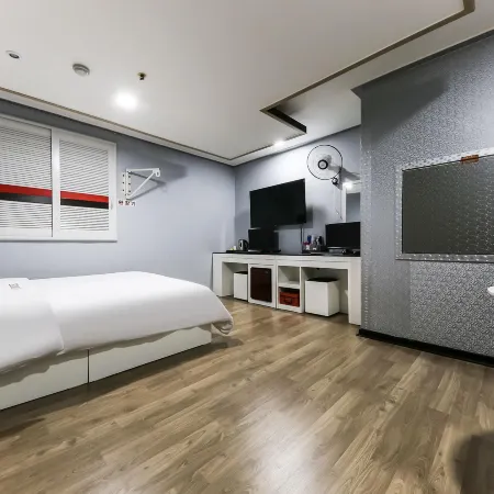 Boryeong (Daecheon) QQ Motel