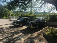 Hôtel Restaurant les Chênes - parking