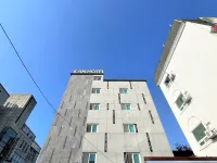 청양 칸호텔 알프스마을 주변 호텔