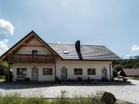 Domek Pod Szarowym Lasem Hotels in 