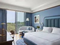 Mr. C Miami - Coconut Grove Hotels near CocoWalk