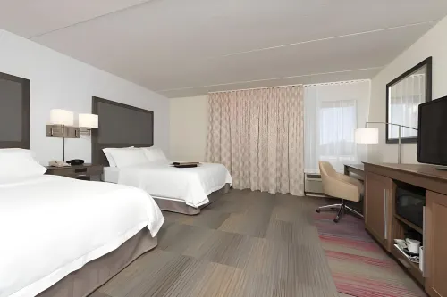 Hampton Inn Grand Rapids-South Hotels in Wyoming