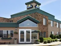 Days Inn by Wyndham Bismarck Hotels near North Dakota's Gateway to Science