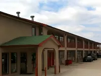Scottish Inns Hotels near MIDWAY COMMONS