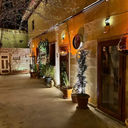 The Red Horse Hotel