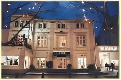 Hotel Zum Adler - Superior Отели рядом с достопримечательностью «Бад-Годесберг»