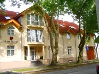Hotel Platan