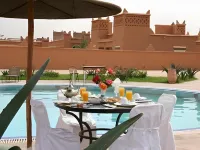 Kasbah Tizzarouine - piscine
