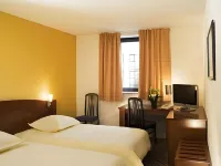 Oceania Rennes Hotels in Mouaze