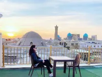 Nanosh East Hotel